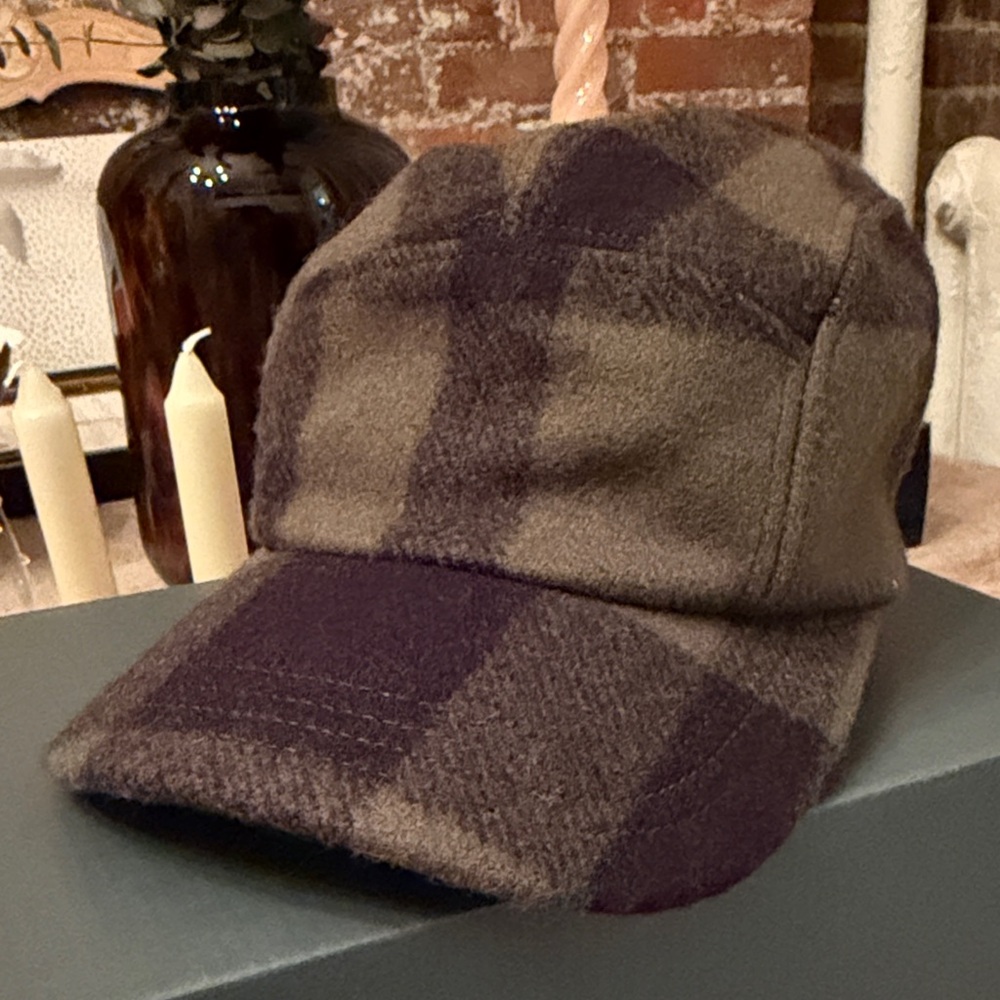 Filson Plaid 5 Panel Cap 100% Wool